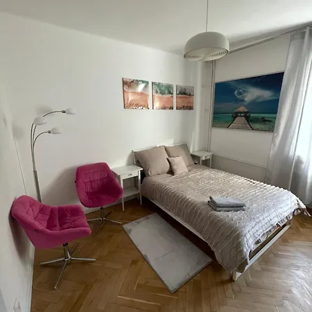 Apartament Metro Swietokrzyska Pokoje Rooms Warszawa Zewnętrze zdjęcie