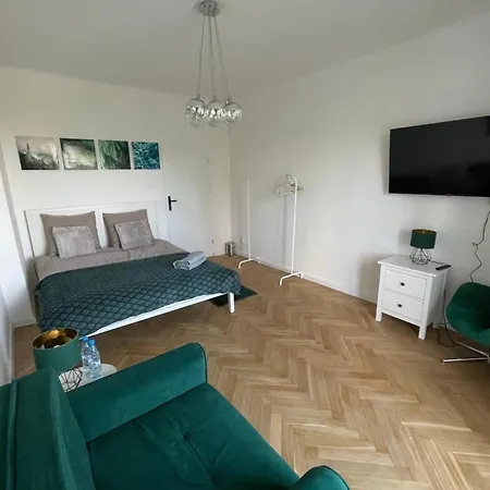 Apartament Metro Swietokrzyska Pokoje Rooms Warszawa Zewnętrze zdjęcie