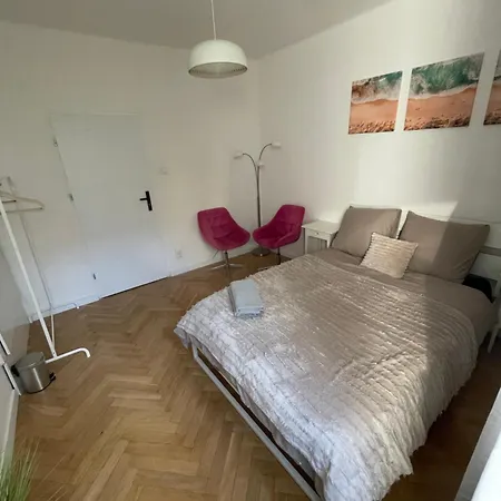 Apartament Metro Swietokrzyska Pokoje Rooms Warszawa Zewnętrze zdjęcie