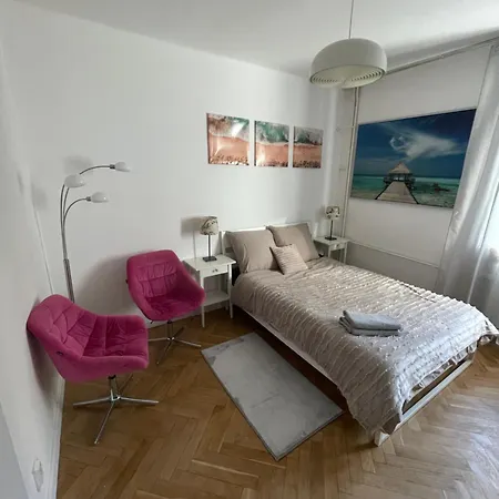 Apartament Metro Swietokrzyska Pokoje Rooms Warszawa Zewnętrze zdjęcie