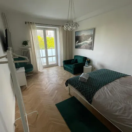 Apartament Metro Swietokrzyska Pokoje Rooms Warszawa Zewnętrze zdjęcie