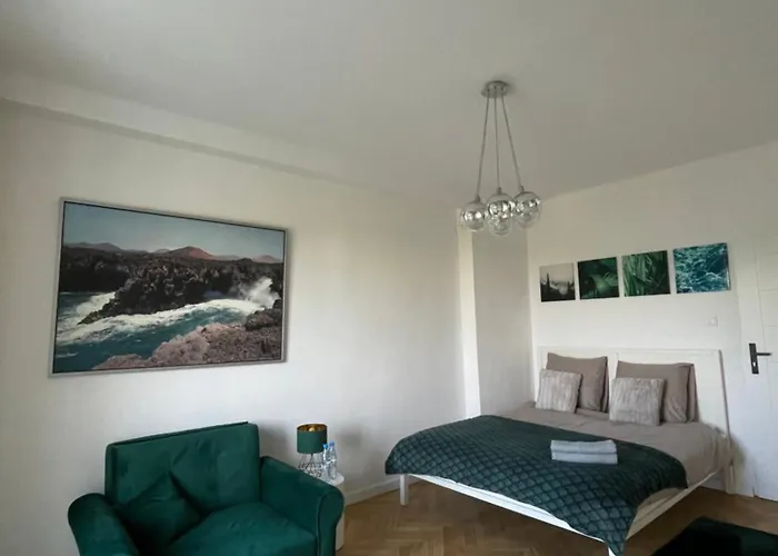 Apartament Metro Swietokrzyska Pokoje Rooms