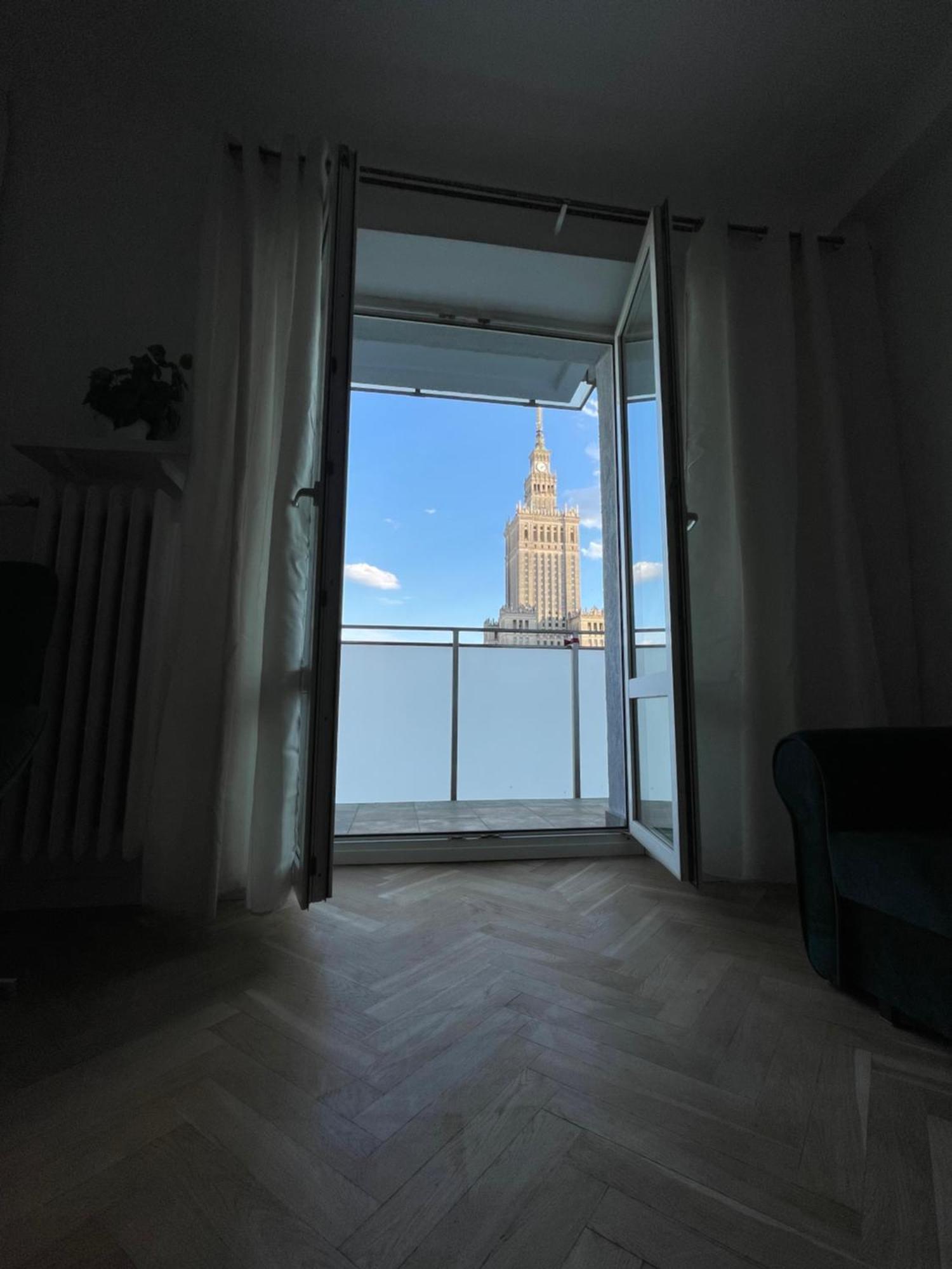 Apartment Metro Swietokrzyska *
