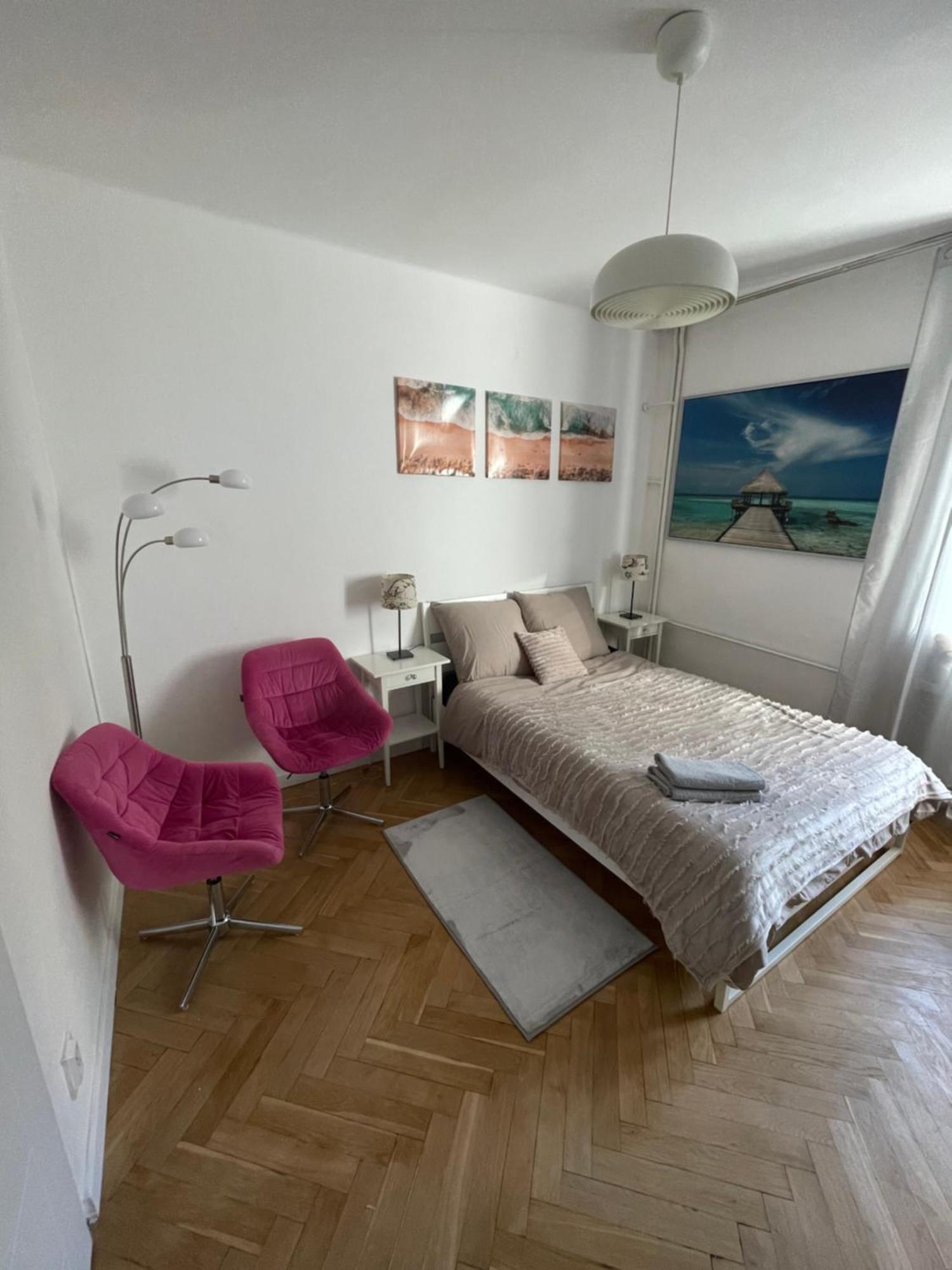 Apartment Metro Swietokrzyska *
