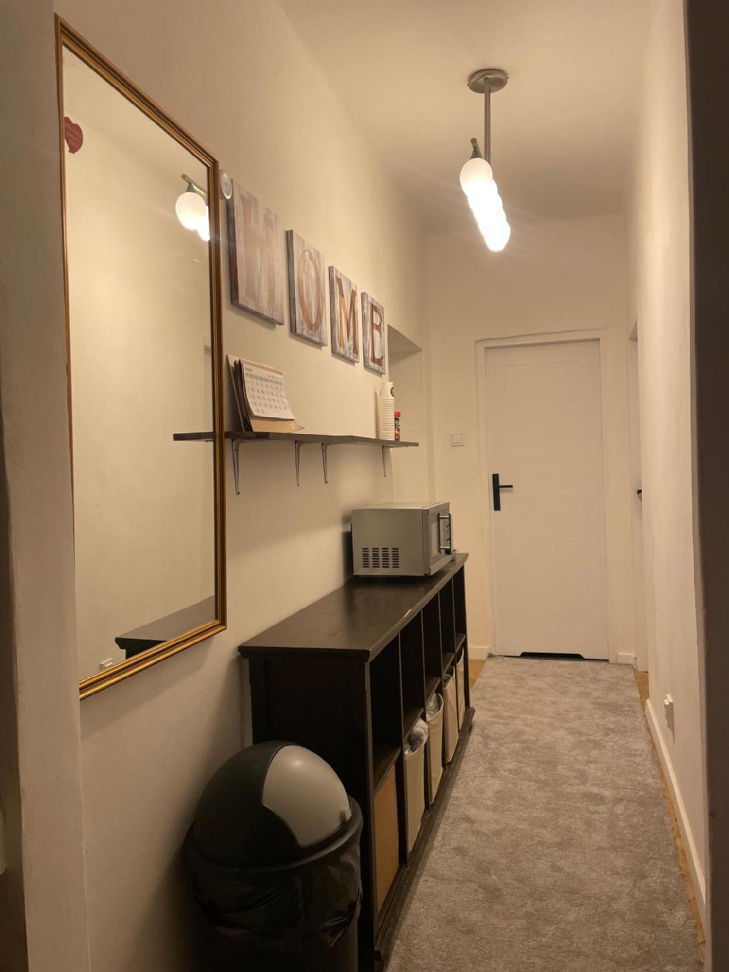 Metro Swietokrzyska Apartment